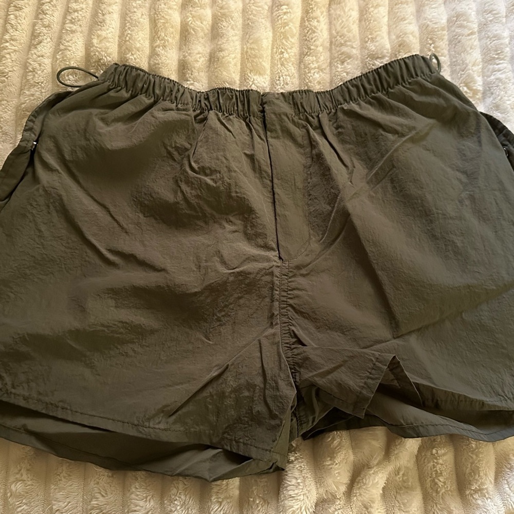 JCPenney Olive Women's Cargo Shorts